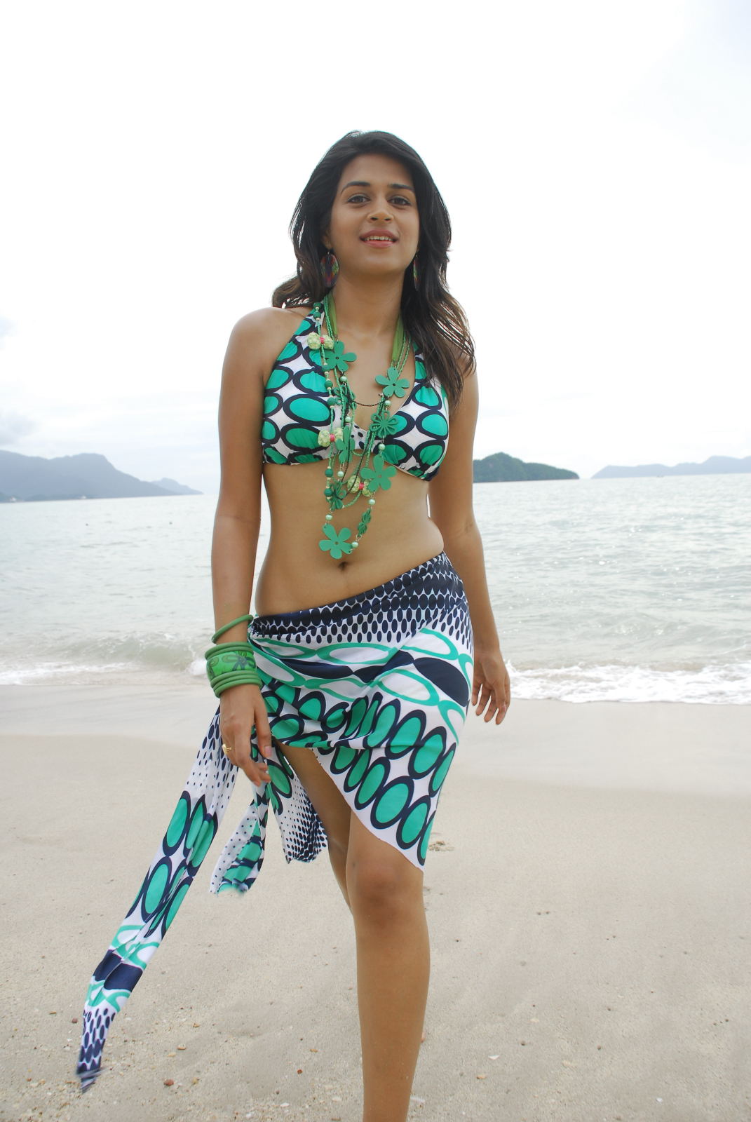 Shraddha Das in bikini hot pictures | Picture 63636